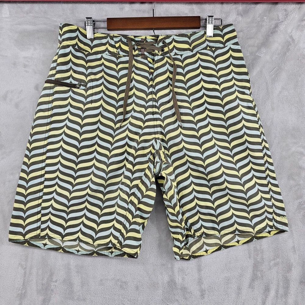 Patagonia Mens 33 Boardshorts Yellow Swim Trucks Pockets No Liner
